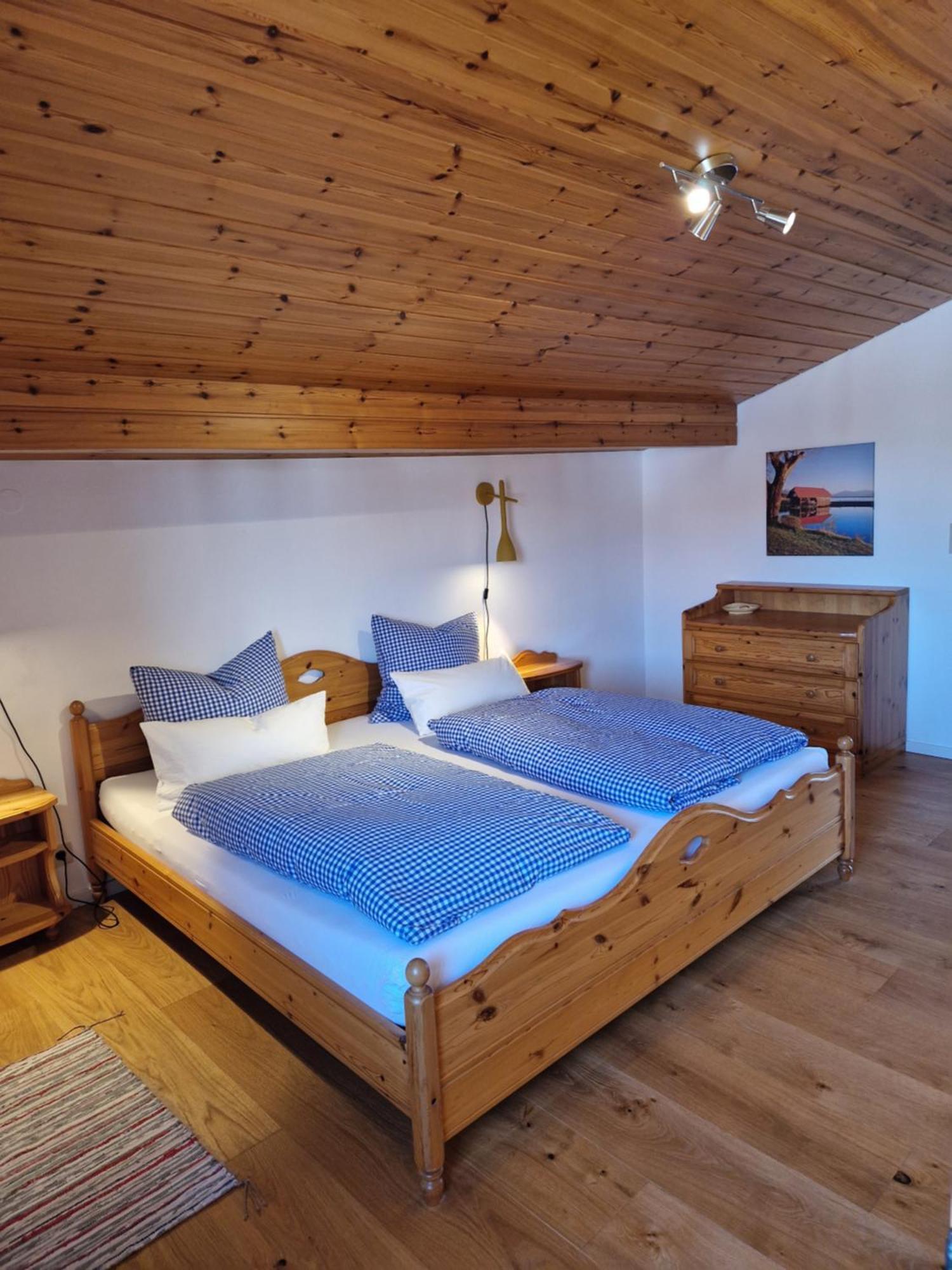 Appartamento Chalet Chiemgau 90 Qm 3 Zimmer Balkon Übersee Esterno foto